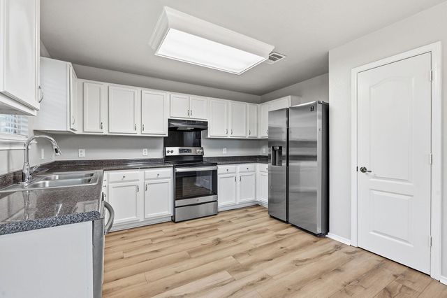 6736 Cornish Hen LN, Austin, TX 78747