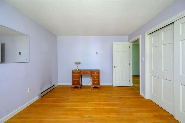 371 Gardner St, Hingham, MA 02043