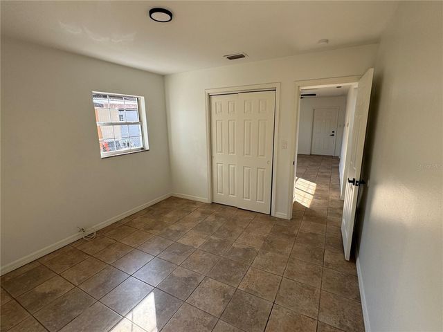 10935 N 14TH STREET, Tampa, FL 33612