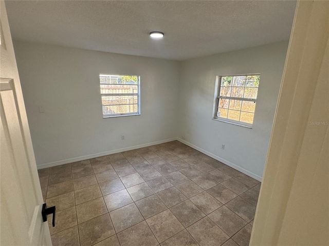 10935 N 14TH STREET, Tampa, FL 33612