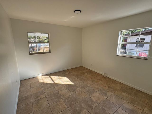 10935 N 14TH STREET, Tampa, FL 33612