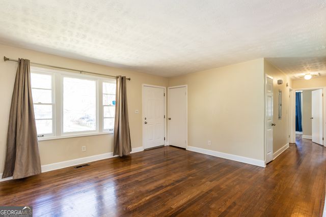 491 Oak Drive SE, Atlanta, GA 30354