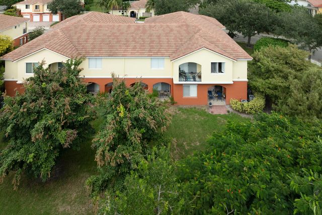 40 SE Sedona Circle 103, Stuart, FL 34994