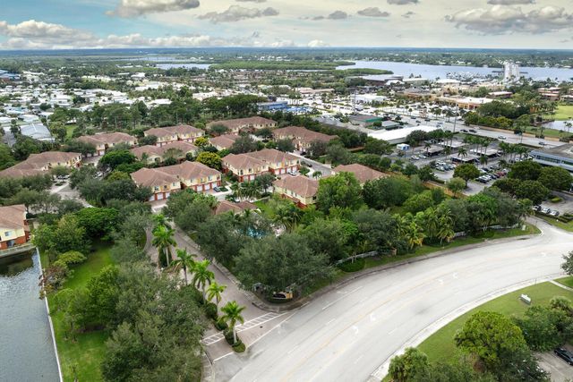 40 SE Sedona Circle 103, Stuart, FL 34994