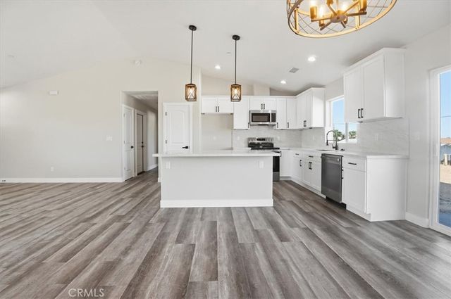 16135 Tawney Ridge Lane, Victorville, CA 92394