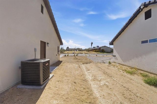 16135 Tawney Ridge Lane, Victorville, CA 92394