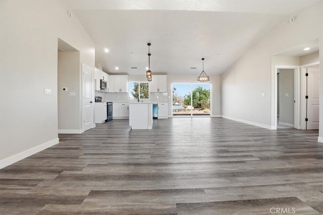 16135 Tawney Ridge Lane, Victorville, CA 92394