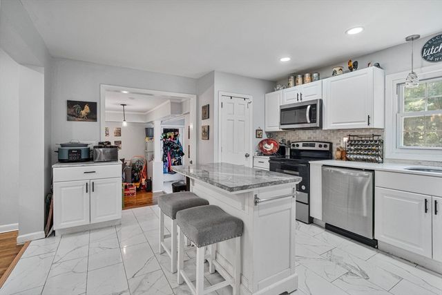 281 Newton Rd, Springfield, MA 01118