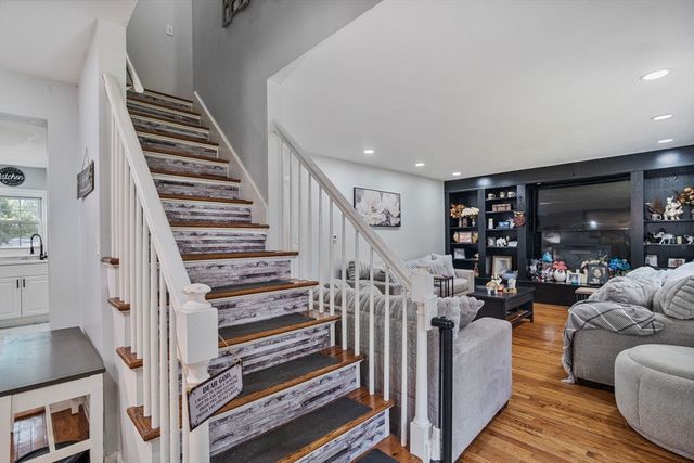 281 Newton Rd, Springfield, MA 01118