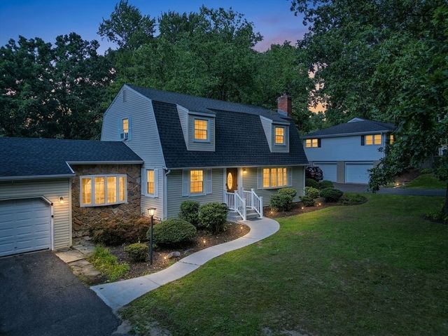 281 Newton Rd, Springfield, MA 01118