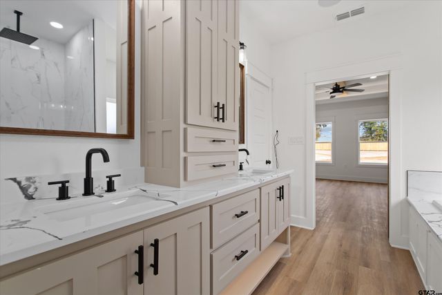 17755 Jayleen Ln, Tyler, TX 75707