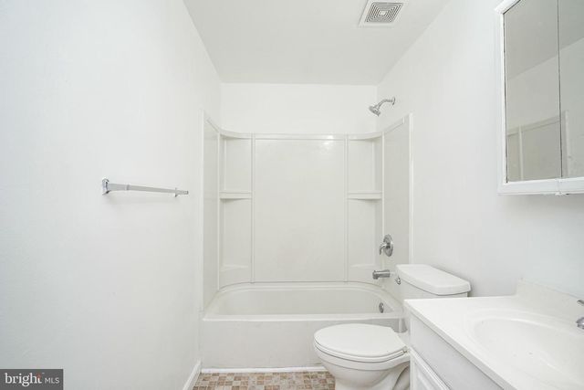 69 VANDERBILT CT, Sicklerville, NJ 08081