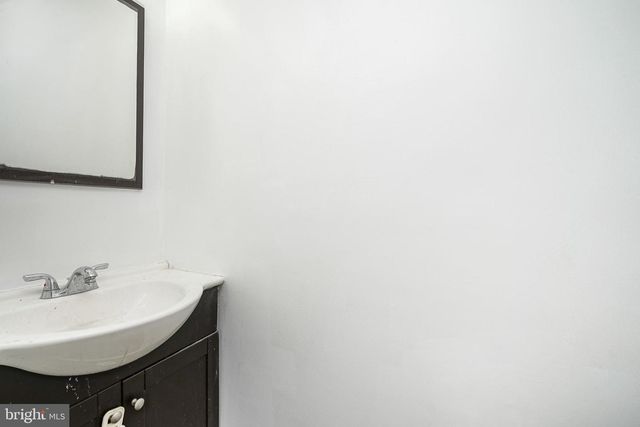 69 VANDERBILT CT, Sicklerville, NJ 08081