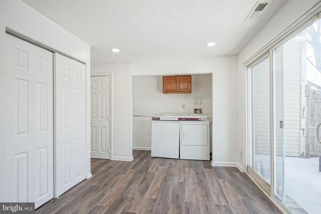 69 VANDERBILT CT, Sicklerville, NJ 08081