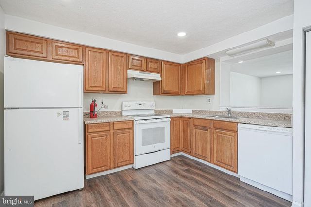 69 VANDERBILT CT, Sicklerville, NJ 08081