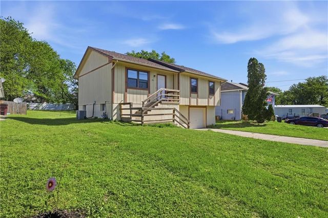 711 Park Street, Clinton, MO 64735
