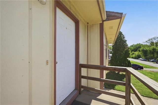 711 Park Street, Clinton, MO 64735