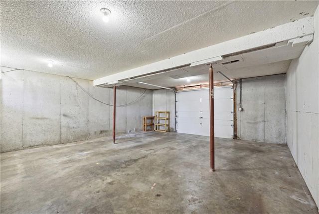 711 Park Street, Clinton, MO 64735