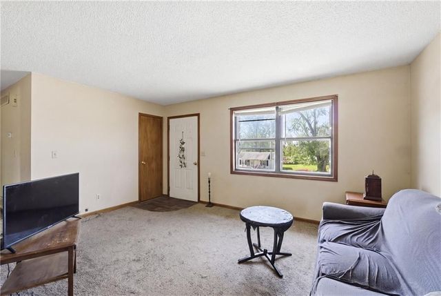 711 Park Street, Clinton, MO 64735