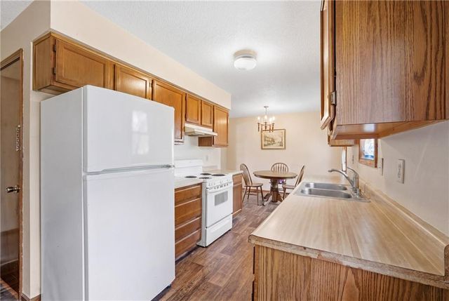 711 Park Street, Clinton, MO 64735