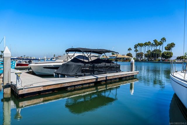 4 Antigua Ct, Coronado, CA 92118