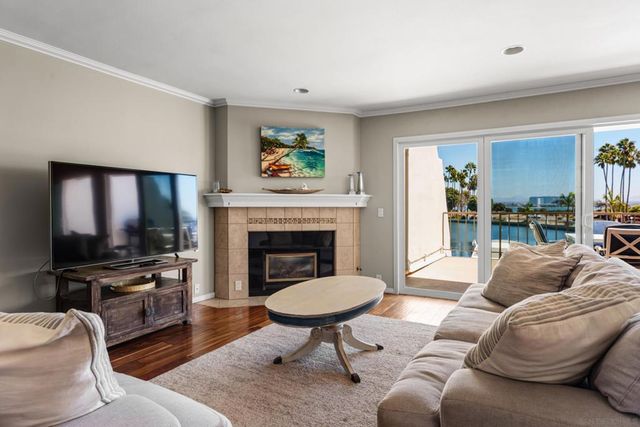 4 Antigua Ct, Coronado, CA 92118