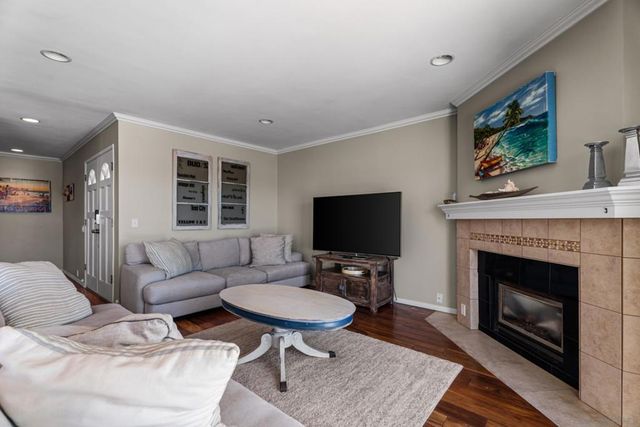 4 Antigua Ct, Coronado, CA 92118