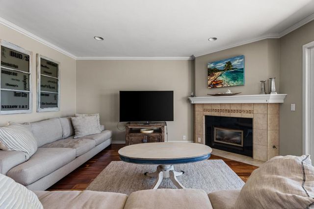4 Antigua Ct, Coronado, CA 92118
