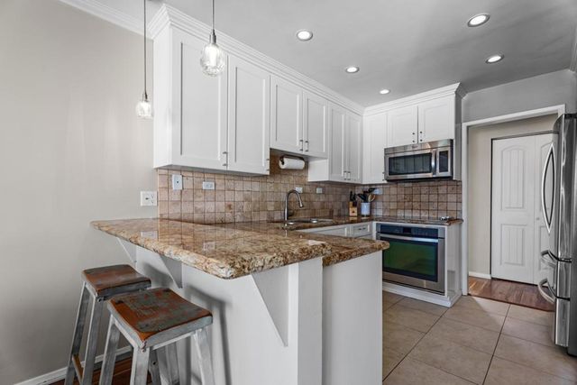 4 Antigua Ct, Coronado, CA 92118