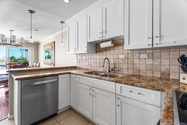 4 Antigua Ct, Coronado, CA 92118