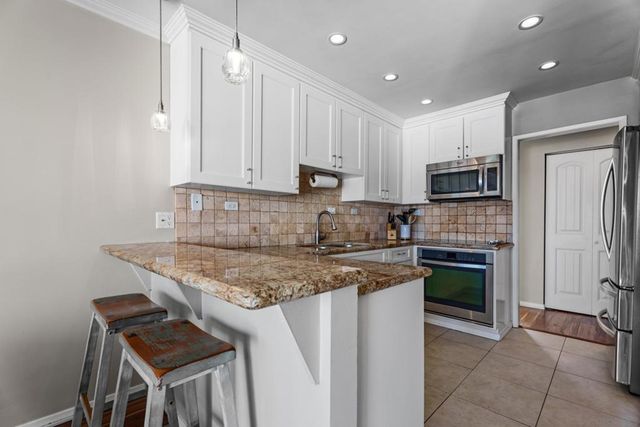 4 Antigua Ct, Coronado, CA 92118