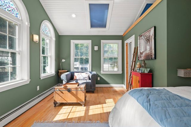 29 Dixon Way, Seabrook, NH 03874