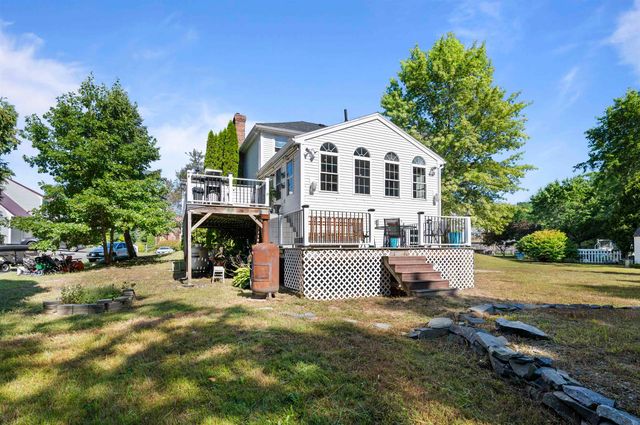 29 Dixon Way, Seabrook, NH 03874