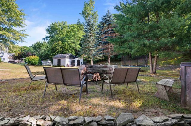 29 Dixon Way, Seabrook, NH 03874