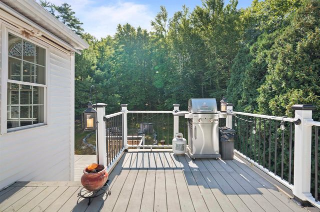 29 Dixon Way, Seabrook, NH 03874