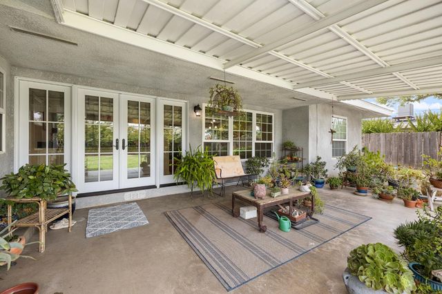 1438 S Church Avenue, Reedley, CA 93654