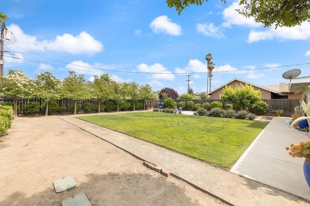 1438 S Church Avenue, Reedley, CA 93654