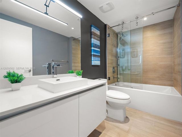 1600 SW 1st Ave 711, Miami, FL 33129
