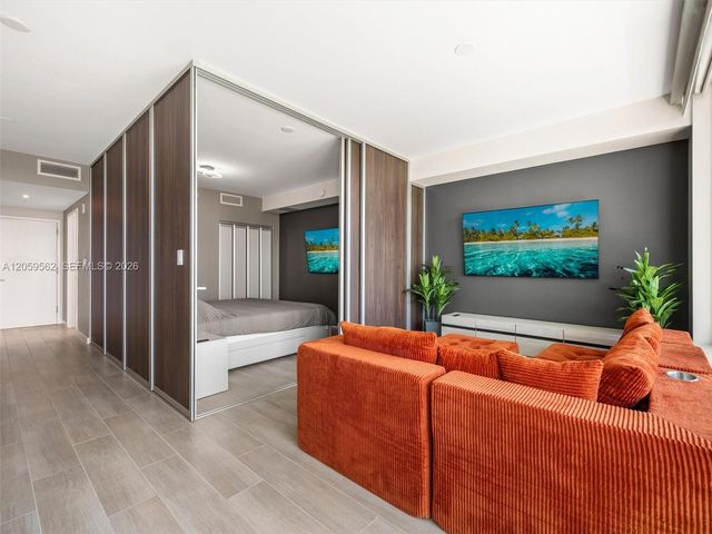 1600 SW 1st Ave 711, Miami, FL 33129
