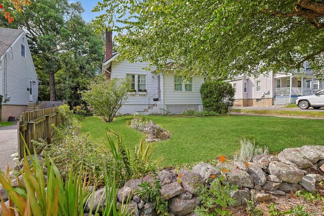 51 Roosevelt Street, Pearl River, NY 10965