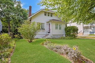 51 Roosevelt Street, Pearl River, NY 10965