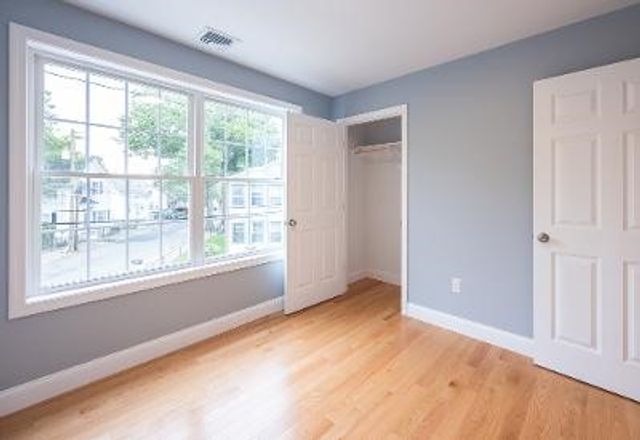 84 Coggeshall Street, Providence, RI 02908