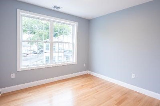 84 Coggeshall Street, Providence, RI 02908