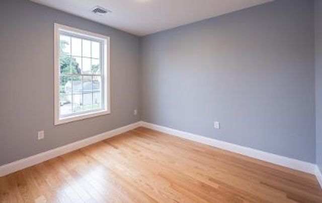 84 Coggeshall Street, Providence, RI 02908