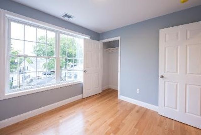 84 Coggeshall Street, Providence, RI 02908