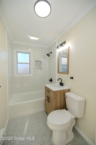 1030 Wayne Road, Rotterdam, NY 12303