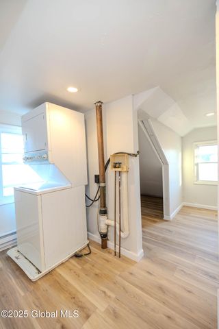 1030 Wayne Road, Rotterdam, NY 12303