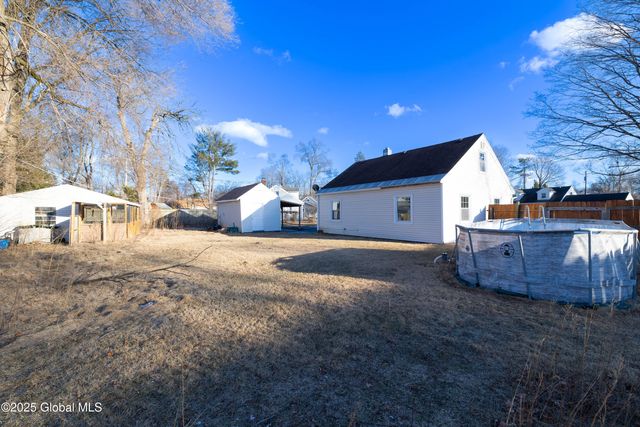 1030 Wayne Road, Rotterdam, NY 12303
