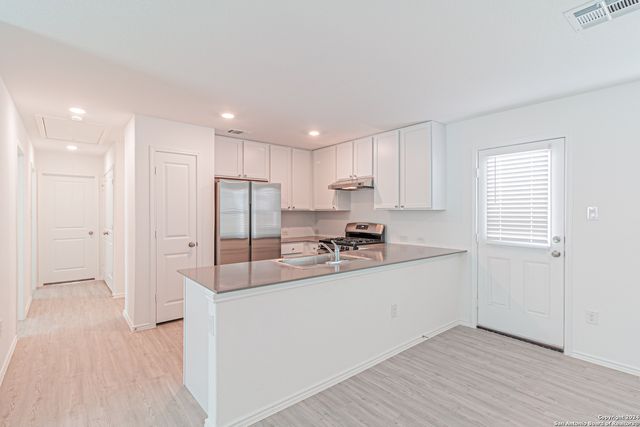 7703 Chancery Gate, San Antonio, TX 78253