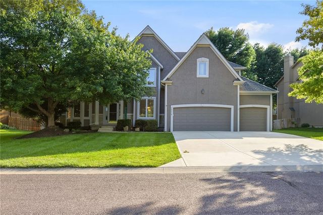 16016 Rosewood Street, Overland Park, KS 66085